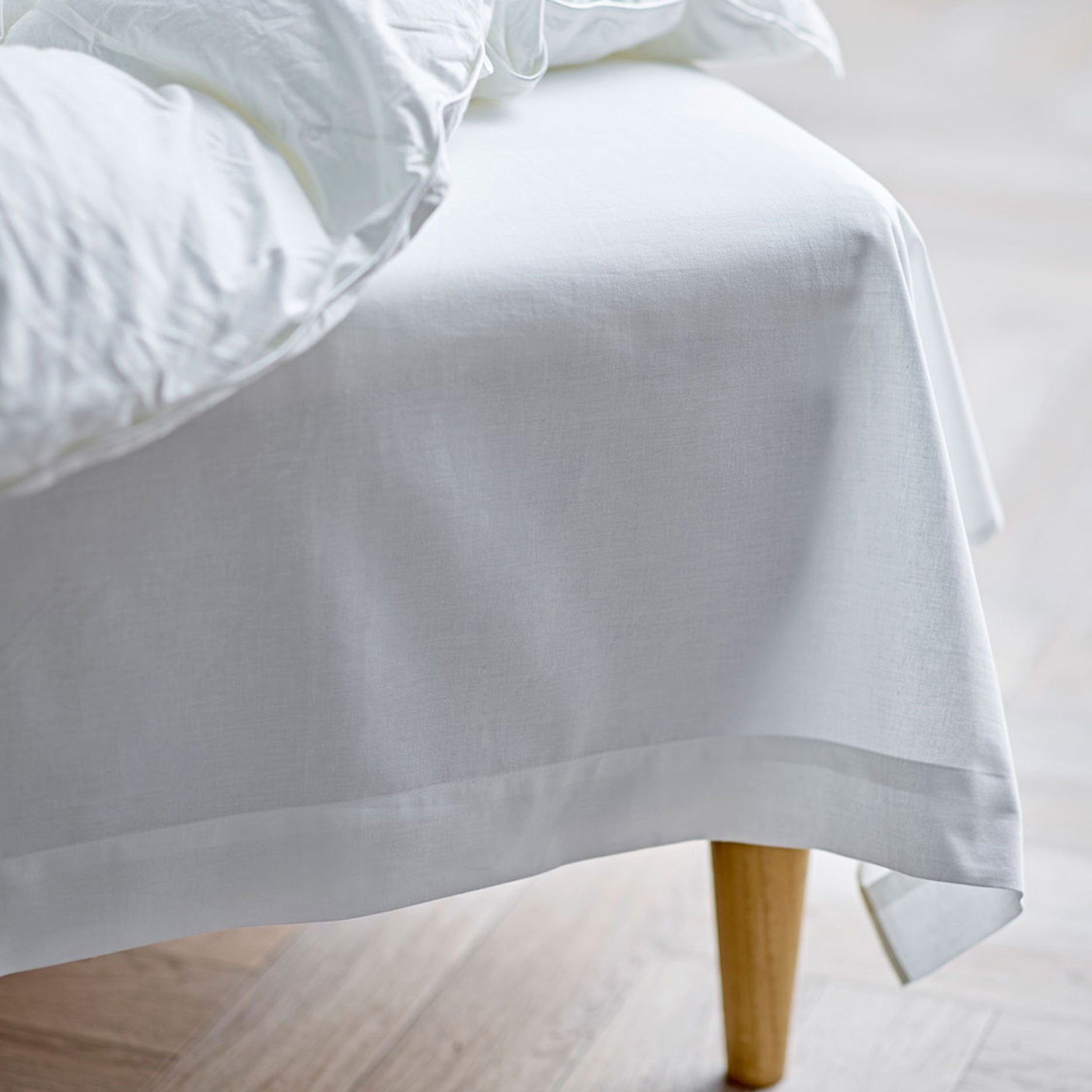 Calm fladt lagen 240x260 cm hvid